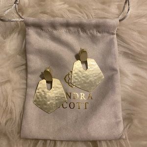 Kendra Scott Finch Earrings